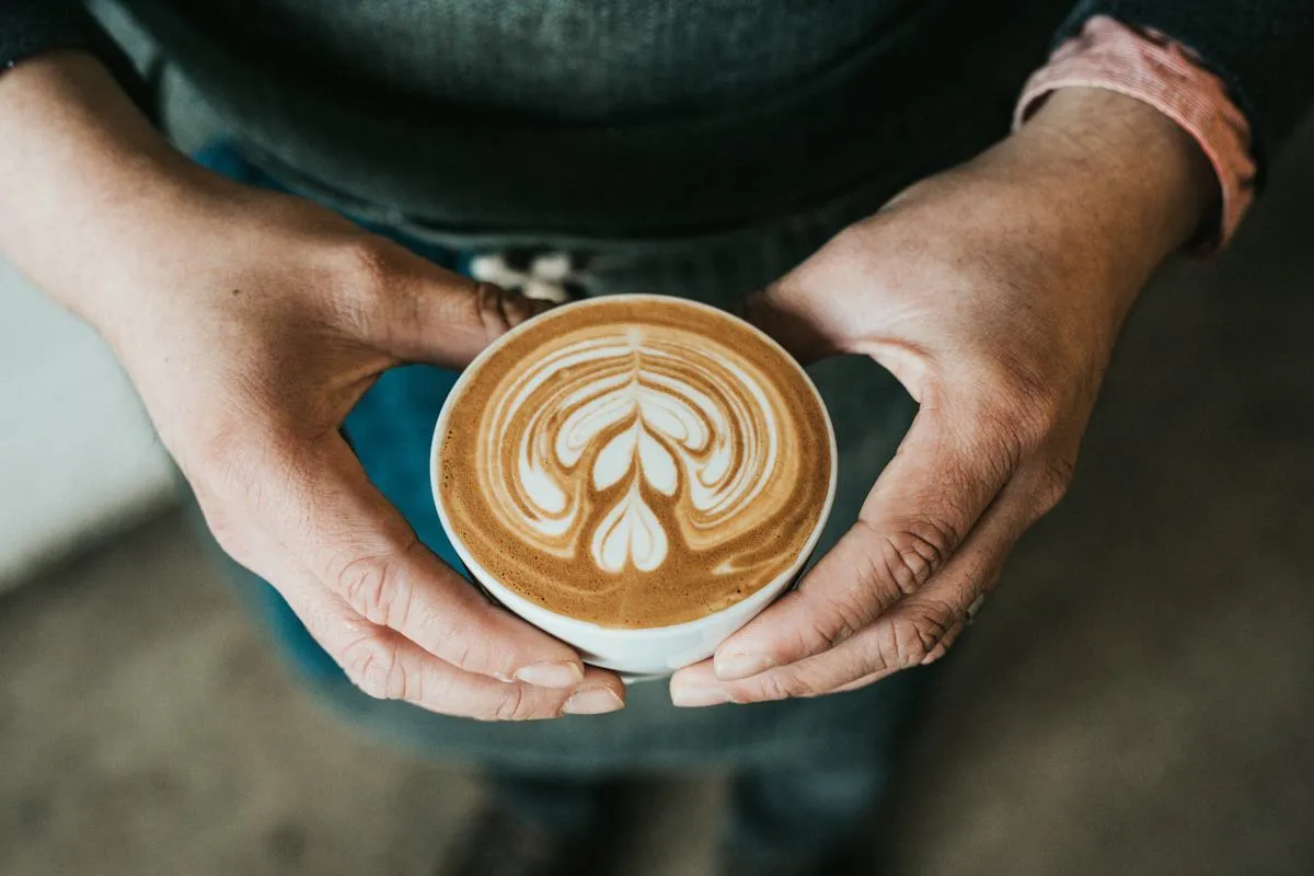 Kaffeemoment im Café