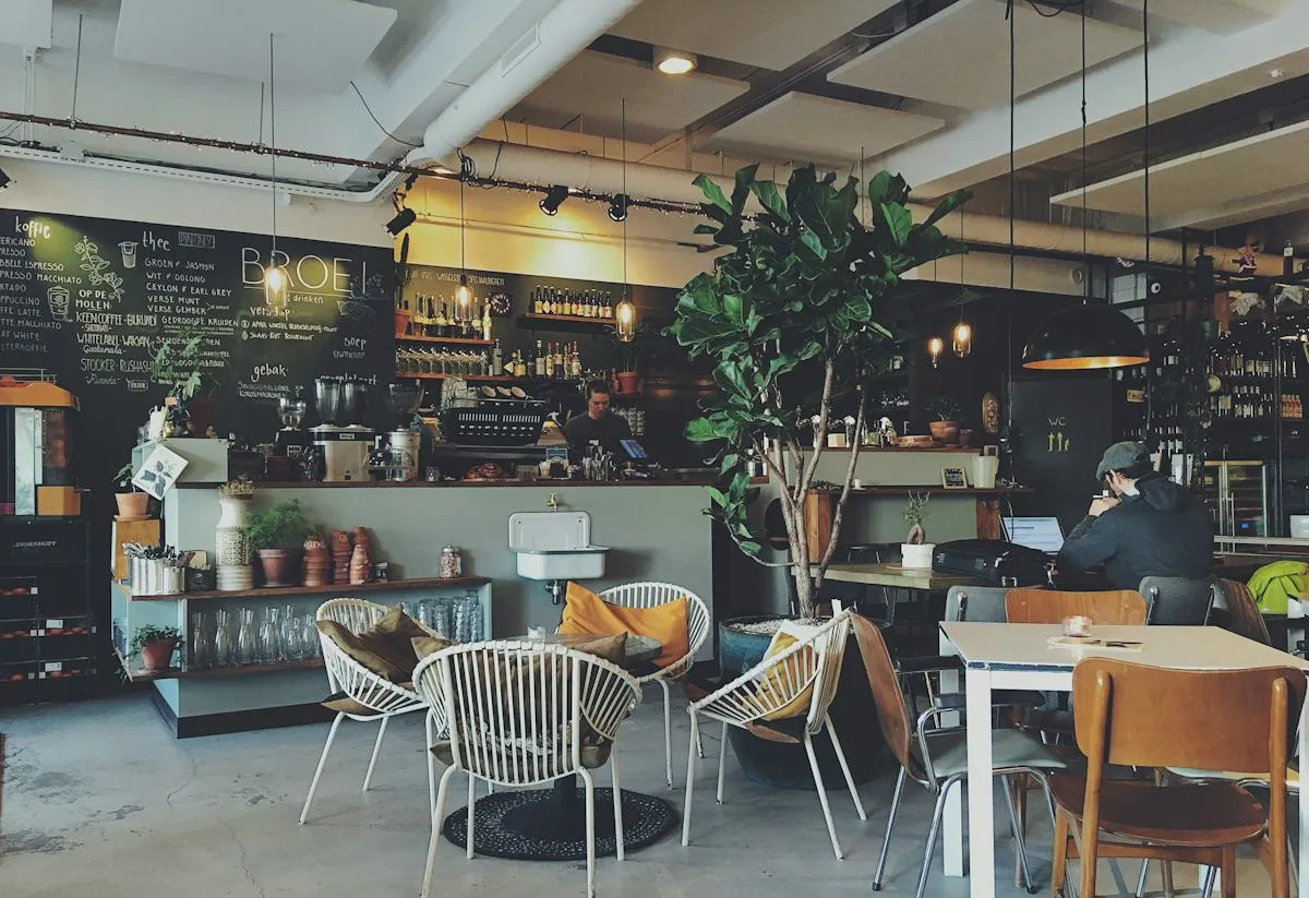 Flat White in einer Kaffeetasse